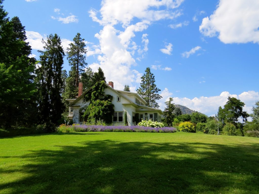 how much is landscaping insurance cost
