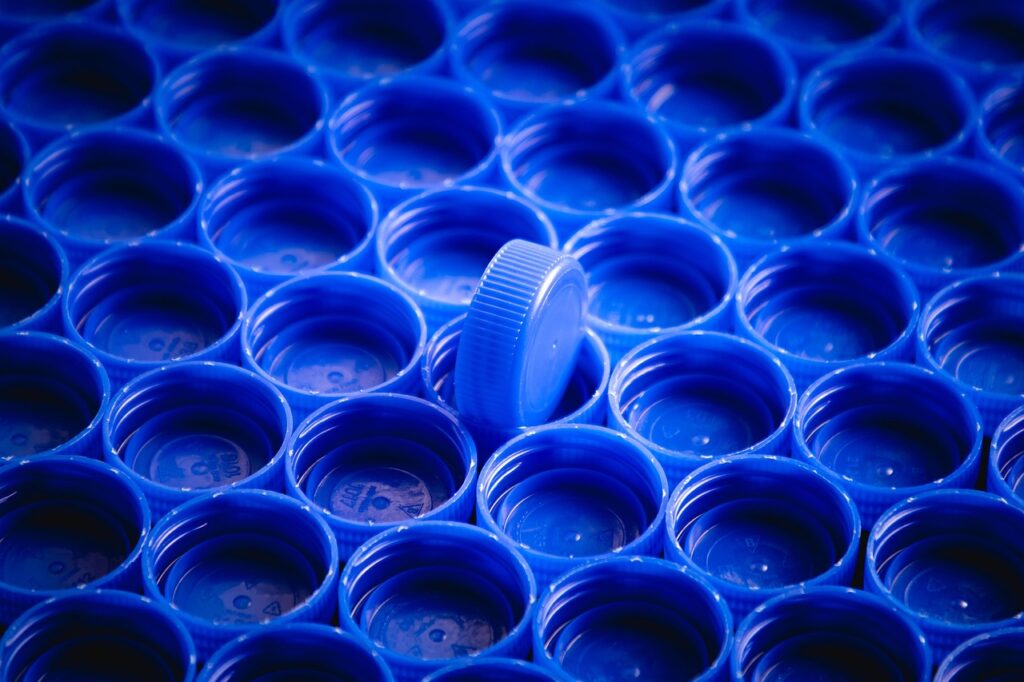 difference between product liability and strict liability